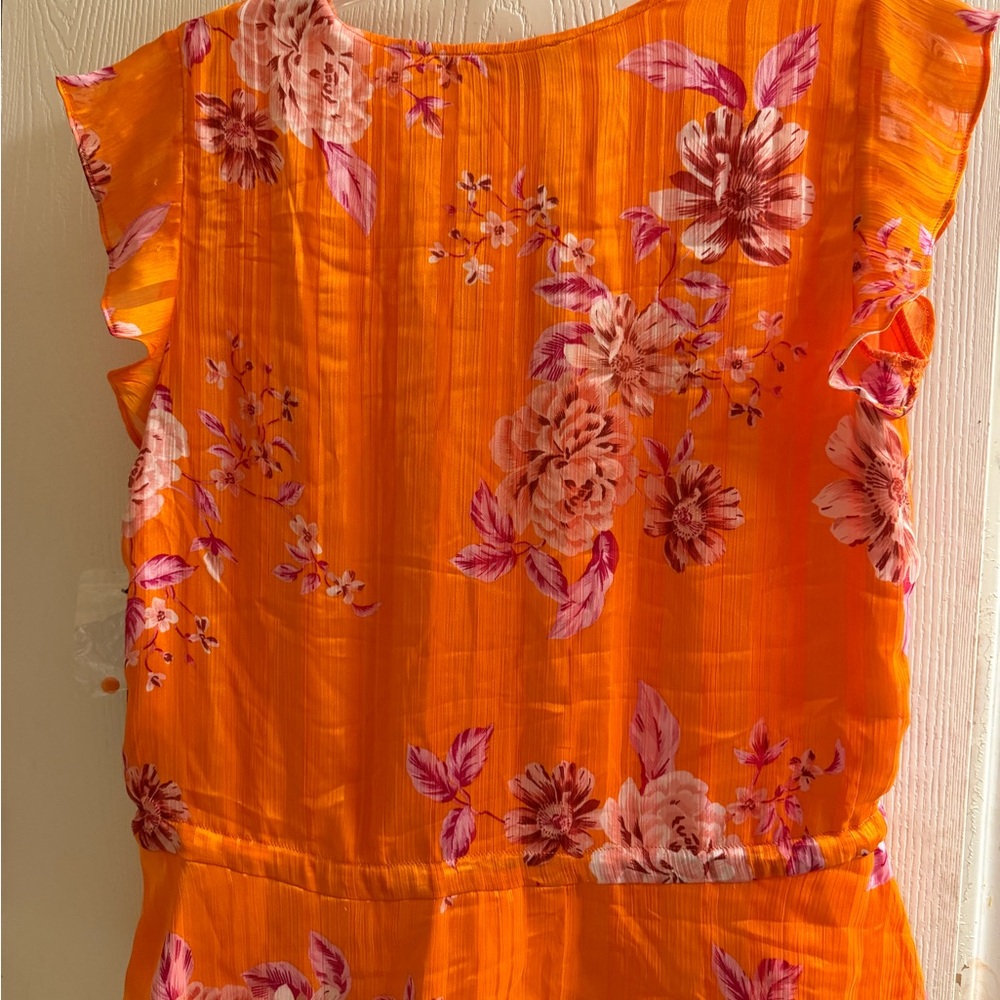 NWT Vince Camuto Floral Orange Blouse